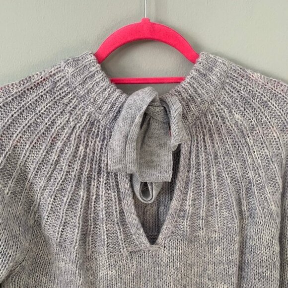 LC Lauren Conrad gray long balloon sleeve crewneck lightweight‎ sweater - Picture 7 of 11